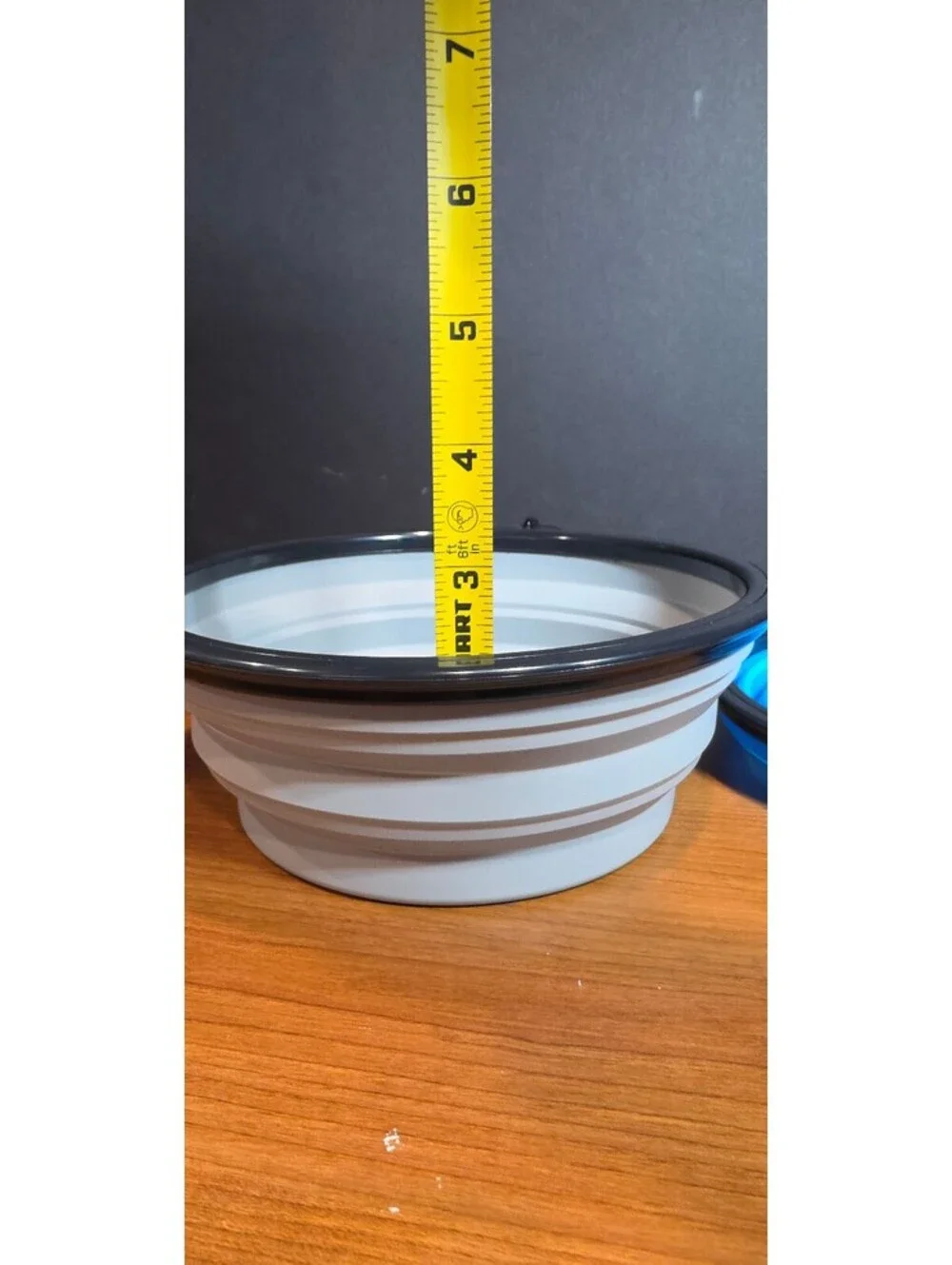 Collapsible Silicone Travel Dog Bowl set with carabiner NEW